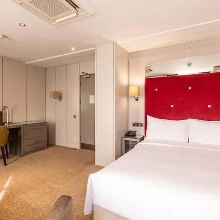 Doubletree By Hilton - West End London