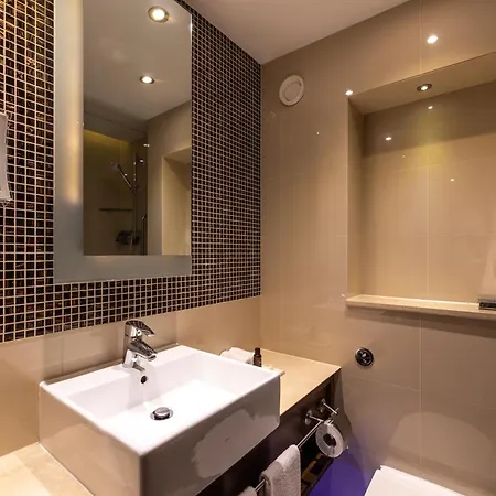 100 Queen's Gate London, Curio Collection By Hilton 5*