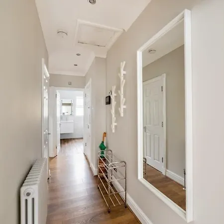 Apartment Modern And Bright 1 Bed Apartment, Tower Bridge *
