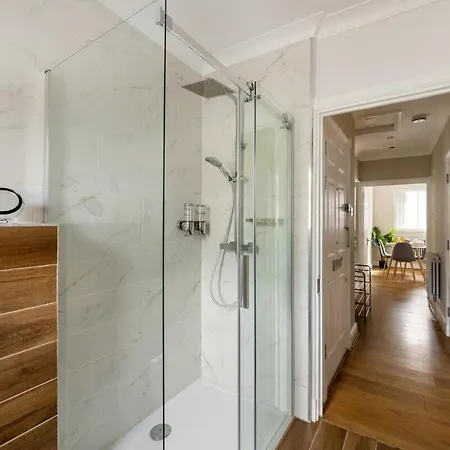 Modern And Bright 1 Bed Apartment, Tower Bridge London