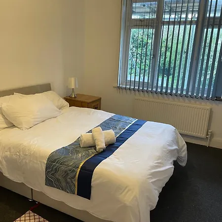 5 Bed 5mins From Wembley Stadium