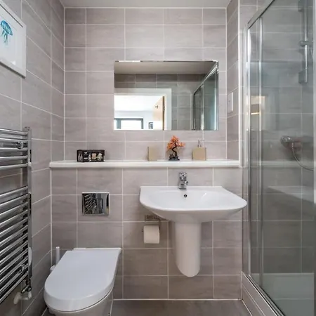 Apartment Wandsworth Deluxe Two-bedroom