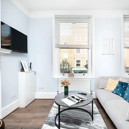 Apartment Cozy 1 Bedroom Flat In Greater