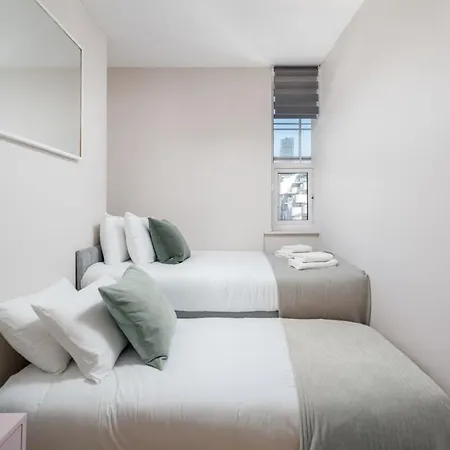 City Of Lovely Two Bedroom 아파트 런던