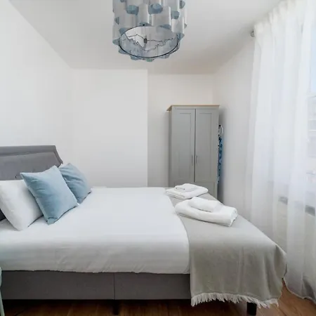 City Of Lovely Two Bedroom 아파트 런던