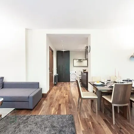 Modern And Comfortable Air-conditioned 2br Flat *