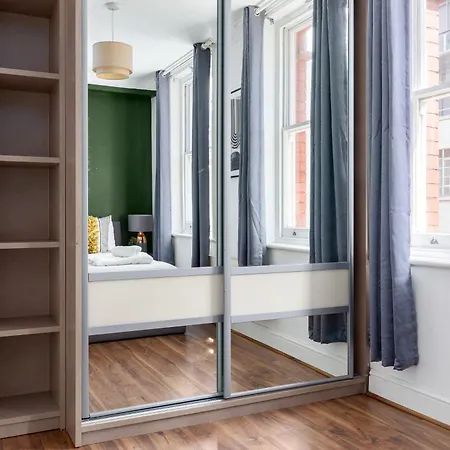 The Aldgate Flat Apartment London