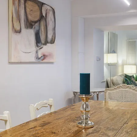 Hububb Luxury Queen's Gate Garden Apartment *