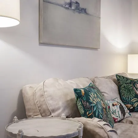 Hububb Luxury Queen's Gate Garden Apartment