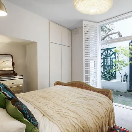 Hububb Luxury Queen's Gate Garden London