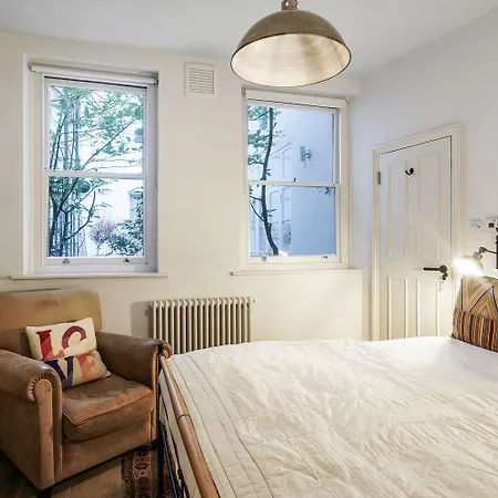Hububb Luxury Queen's Gate Garden Apartment