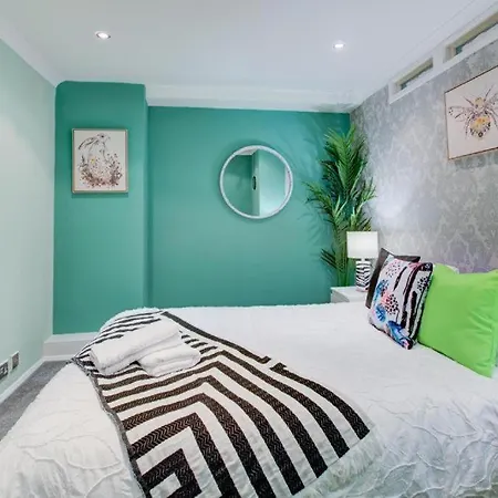 Apartment Edgware Road Two Bedroom