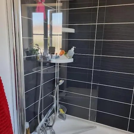 New Built Immaculate Condition Apartment Rainham (Greater London)