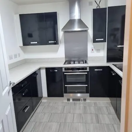 Apartment New Built Immaculate Condition Rainham (Greater London)