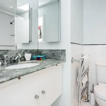 Bright 1-bedroom In Chelsea *