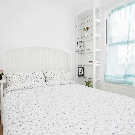 Apartment Bright 1-bedroom In Chelsea London
