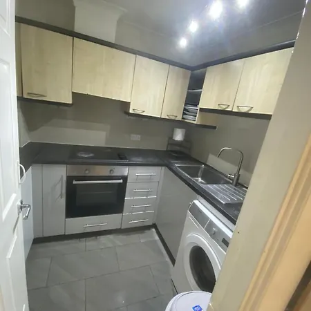 Apartment 2 Bedroom In Maida Vale