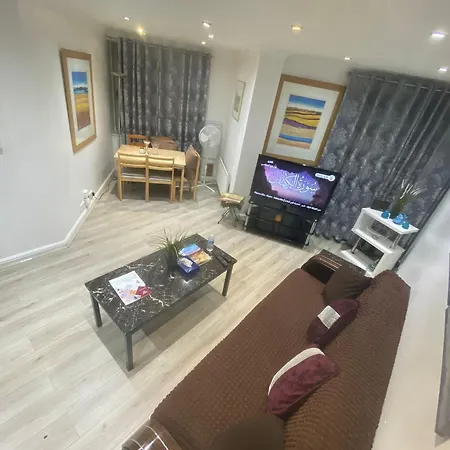 2 Bedroom In Maida Vale *