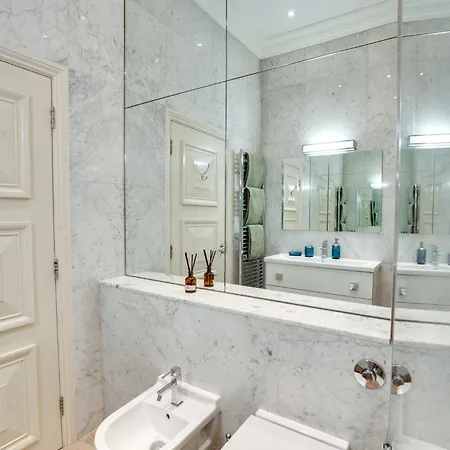 Designer Retreat By Park * London