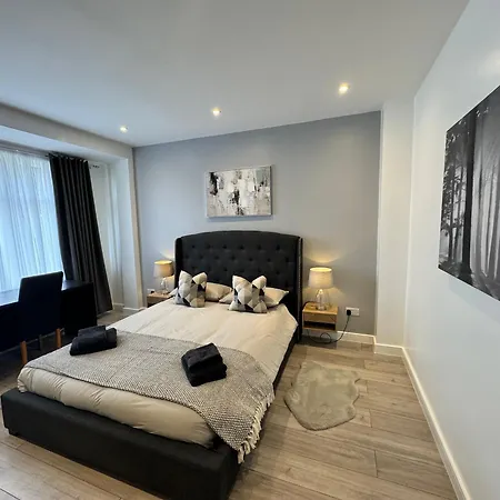 Guest house Elegant Large *