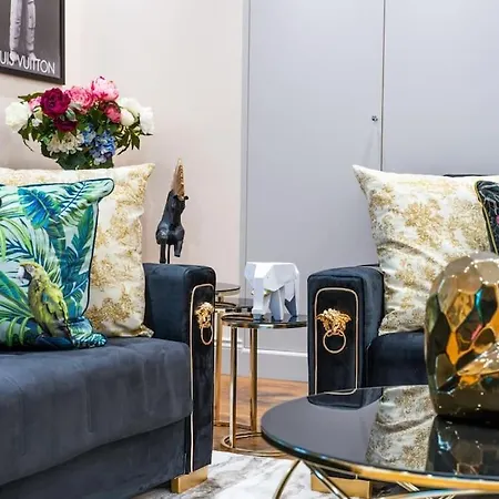2 Bed / 2 Bath Versace In Knightsbridge Apartamento Londres