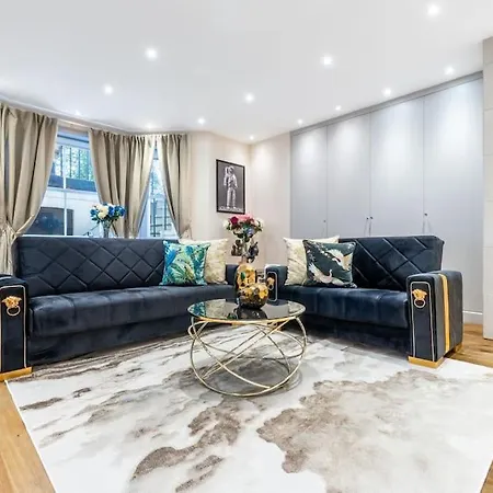 Apartman 2 Bed / 2 Bath Versace In Knightsbridge London