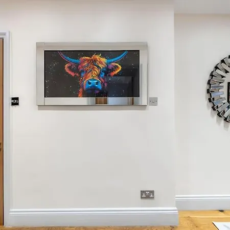 2 Bed / 2 Bath Versace In Knightsbridge Apartamento Londres