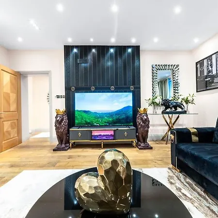 2 Bed / 2 Bath Versace In Knightsbridge Apartman *