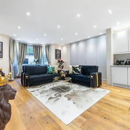 Apartamento 2 Bed / 2 Bath Versace In Knightsbridge *