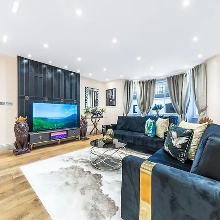 2 Bed / 2 Bath Versace In Knightsbridge *