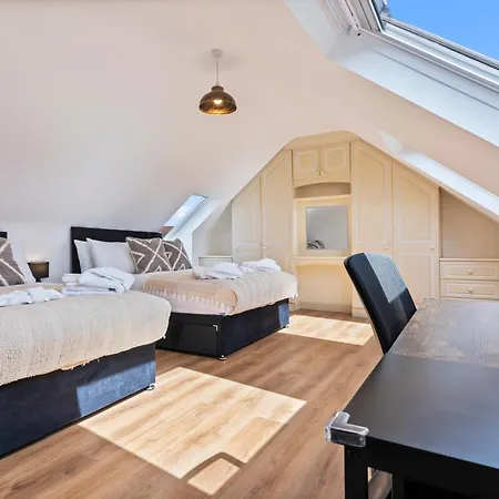 Apartamento Heart Of Acton - Perfect For Large Groups *