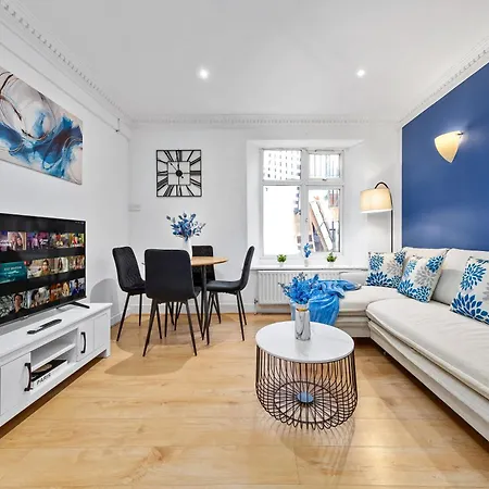 Apartment Kensington Station Proximity 2-bedroom Apartment, Walk To Station In 2 Minutes