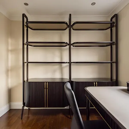 Light-filled Chelsea Duplex *