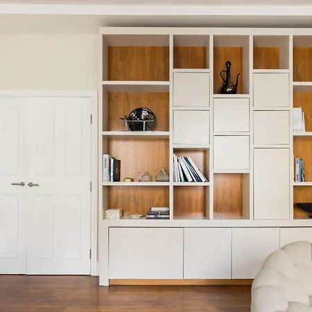 Light-filled Chelsea Duplex Apartment London