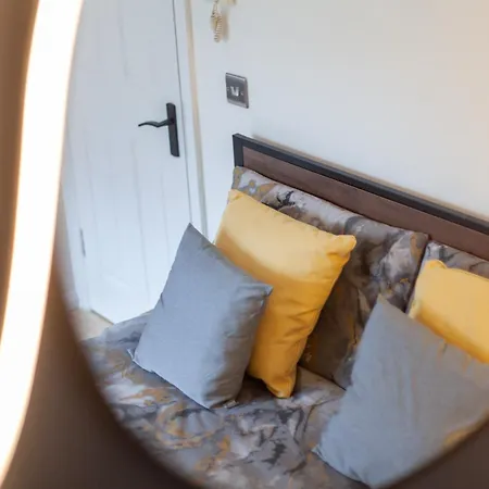 Apartment Praed London