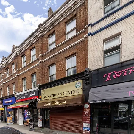 Praed * London