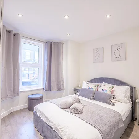 Stylish & Central Homes In