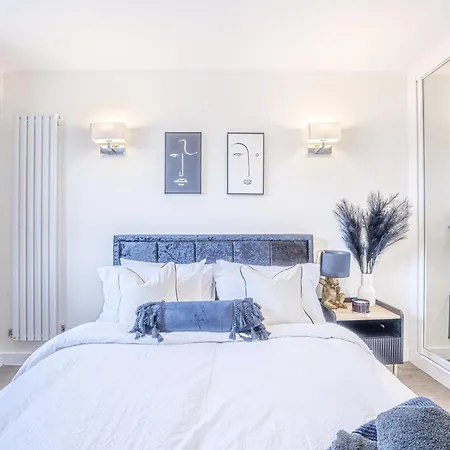 Stylish & Central Homes In