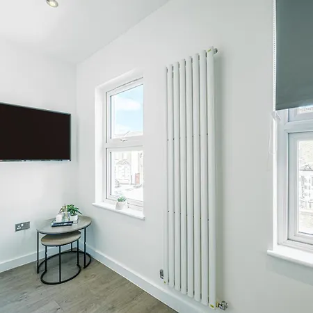 Stylish & Central Homes In Bromley