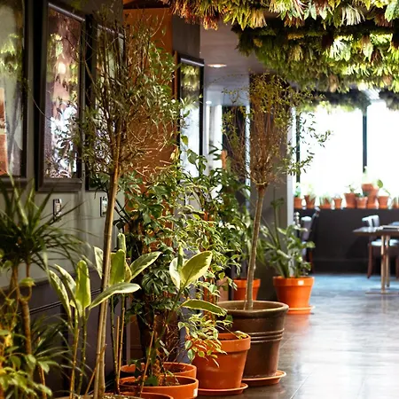 St Giles – A St Giles 3* London