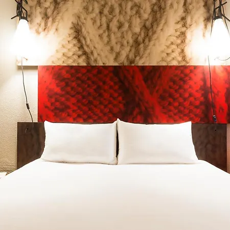 Ibis Greenwich