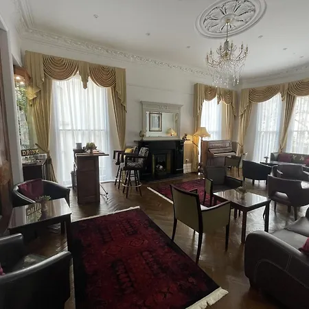 Hotel Ravna Gora 3*