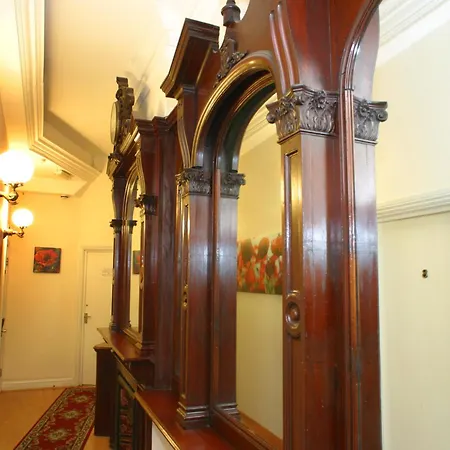 City London Hotel Londyn