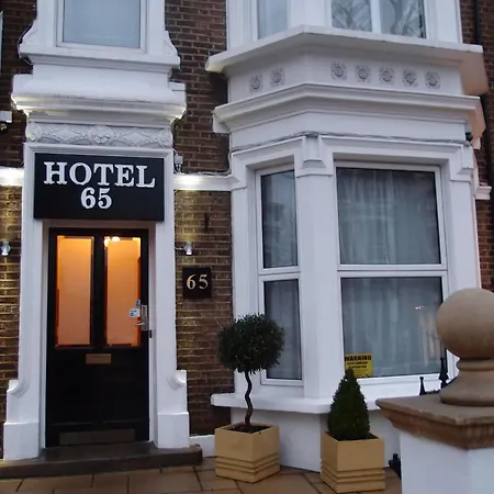 Hotell 65 London