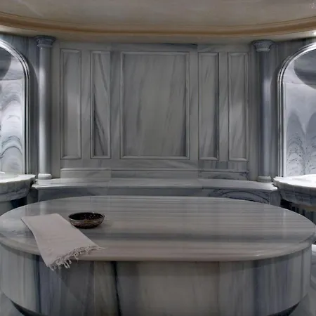 Hotel Bentley 5*
