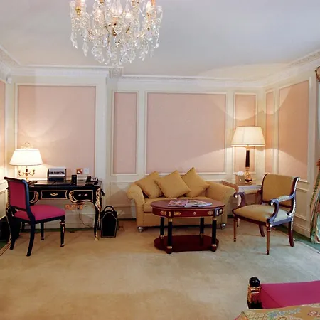 Hotel Bentley 5*