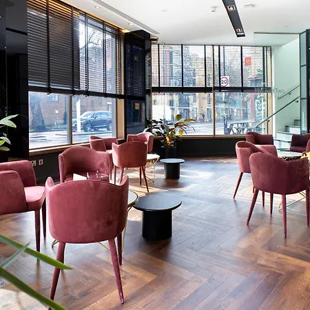 Hotel H10 Waterloo Londra