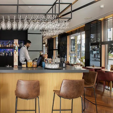 Hotel H10 Waterloo Londra