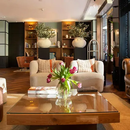 H10 Waterloo London