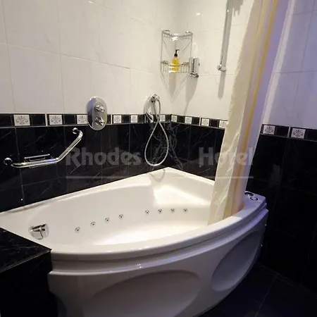 Hotel Rhodes London
